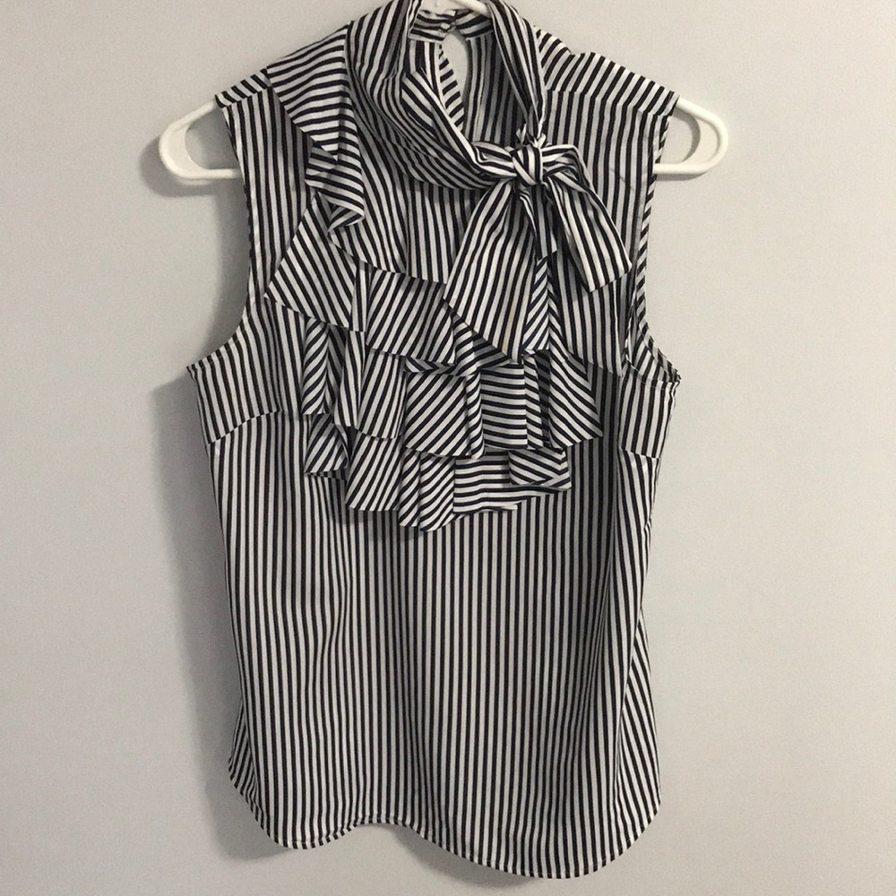 Banana republic sleeveless blouse